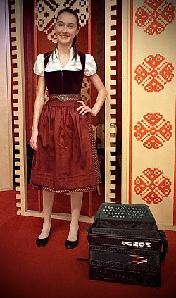 das neue Dirndl von Trachten Wernbacher 😍